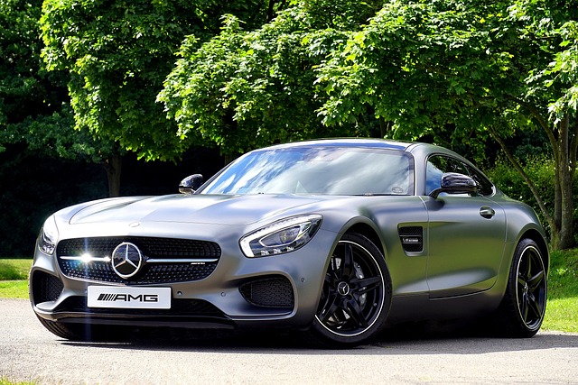 Sportwagen Mercedes AMG